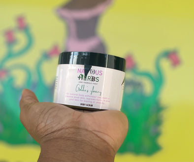 Goldie’s Glowing Tumeric Scrub